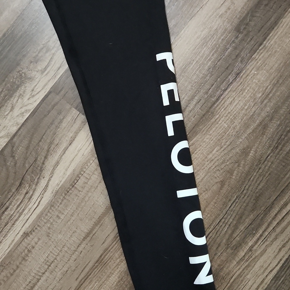 Peloton Core Mid Rise Leggings Black Size Small - Picture 3 of 4